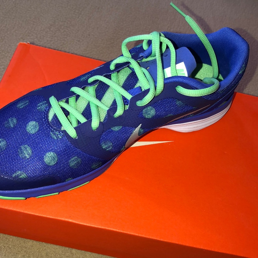 Nike Blue & Neon Green Dotted Running Shoes